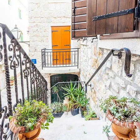 Stone House Srida Apartment Baska Voda Exterior photo
