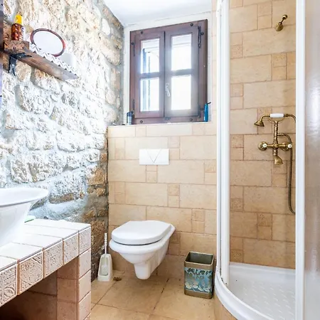Stone House Srida Apartment Baska Voda Exterior photo