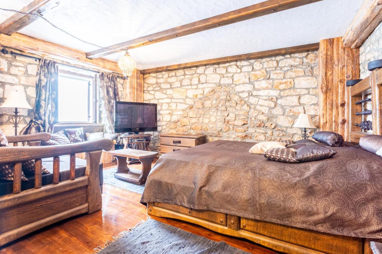Stone House Srida *