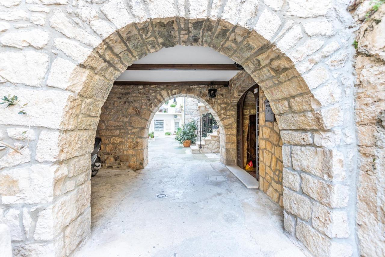 Stone House Srida *